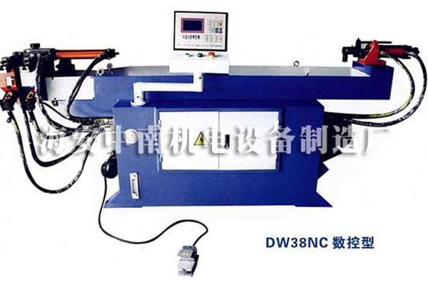 彎管機的優(yōu)勢特點，不看虧大了！